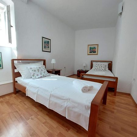 Apartment In Vis Historic Center - Mikula, Ljubica, Toma Exteriér fotografie